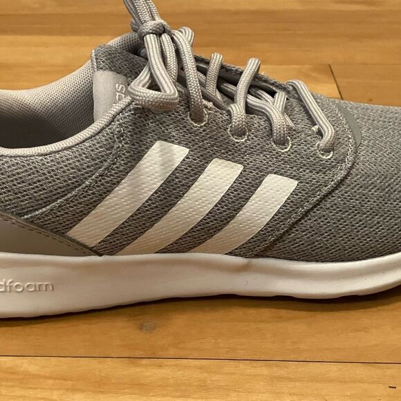 Adidas Grey Womens Sneakers Size 8 - Picture 3 of 6